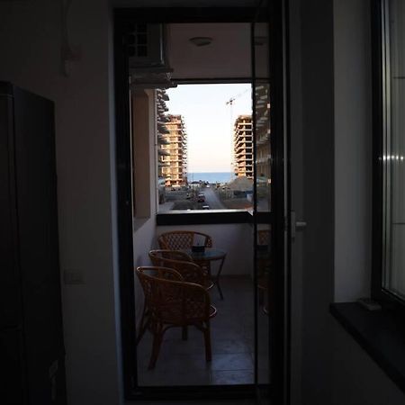 Apartment By The Lake With A View Mamaia Ngoại thất bức ảnh