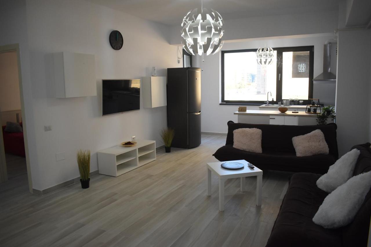 Apartment By The Lake With A View Mamaia Ngoại thất bức ảnh