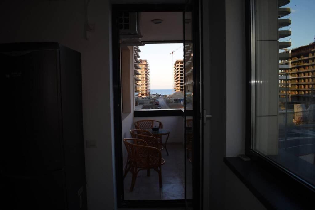 Apartment By The Lake With A View Mamaia Ngoại thất bức ảnh