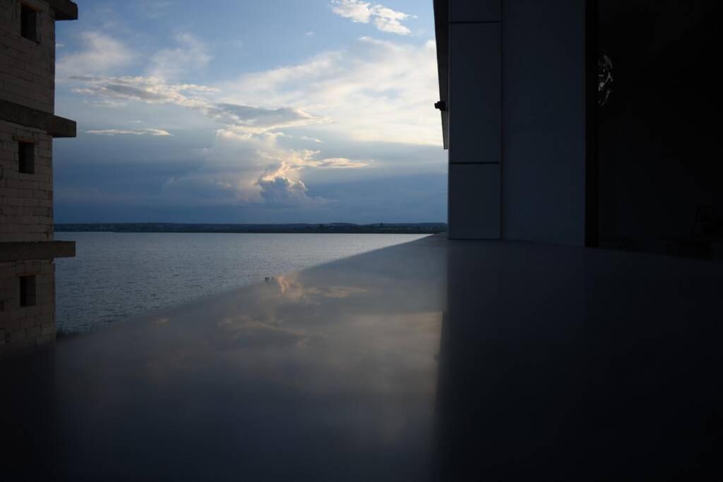 Apartment By The Lake With A View Mamaia Ngoại thất bức ảnh
